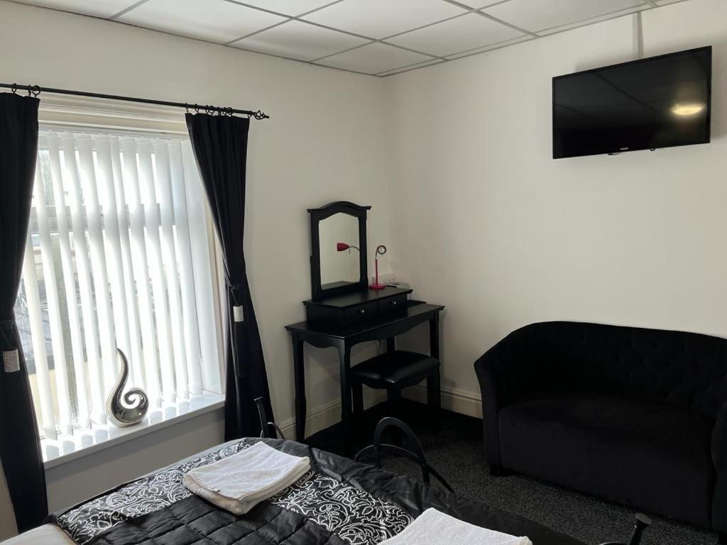 Phildene Suites Блекпул Екстериор снимка