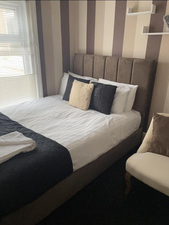 Phildene Suites Блекпул Екстериор снимка