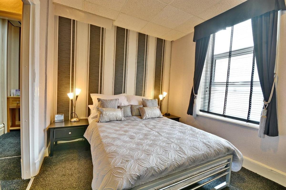 Phildene Suites Блекпул Екстериор снимка